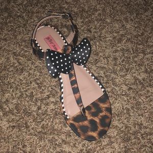 Women’s Betsy Johnson sandals